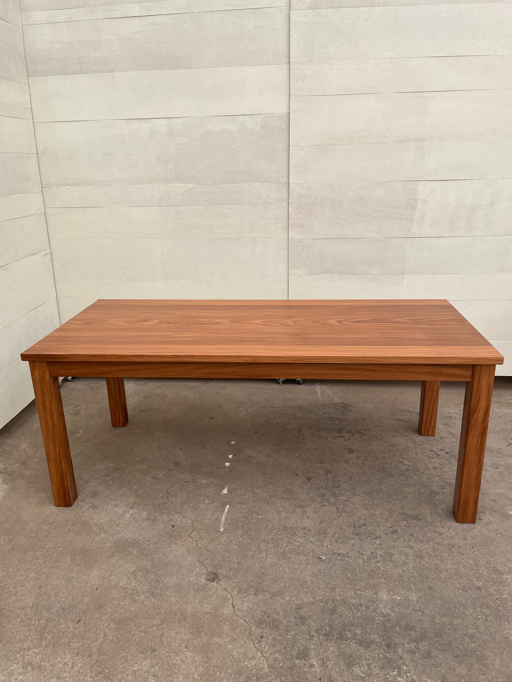 アサメラ無垢天板 ダイニングテーブル 01 4～6人掛け用 – SUEHIRO WOOD